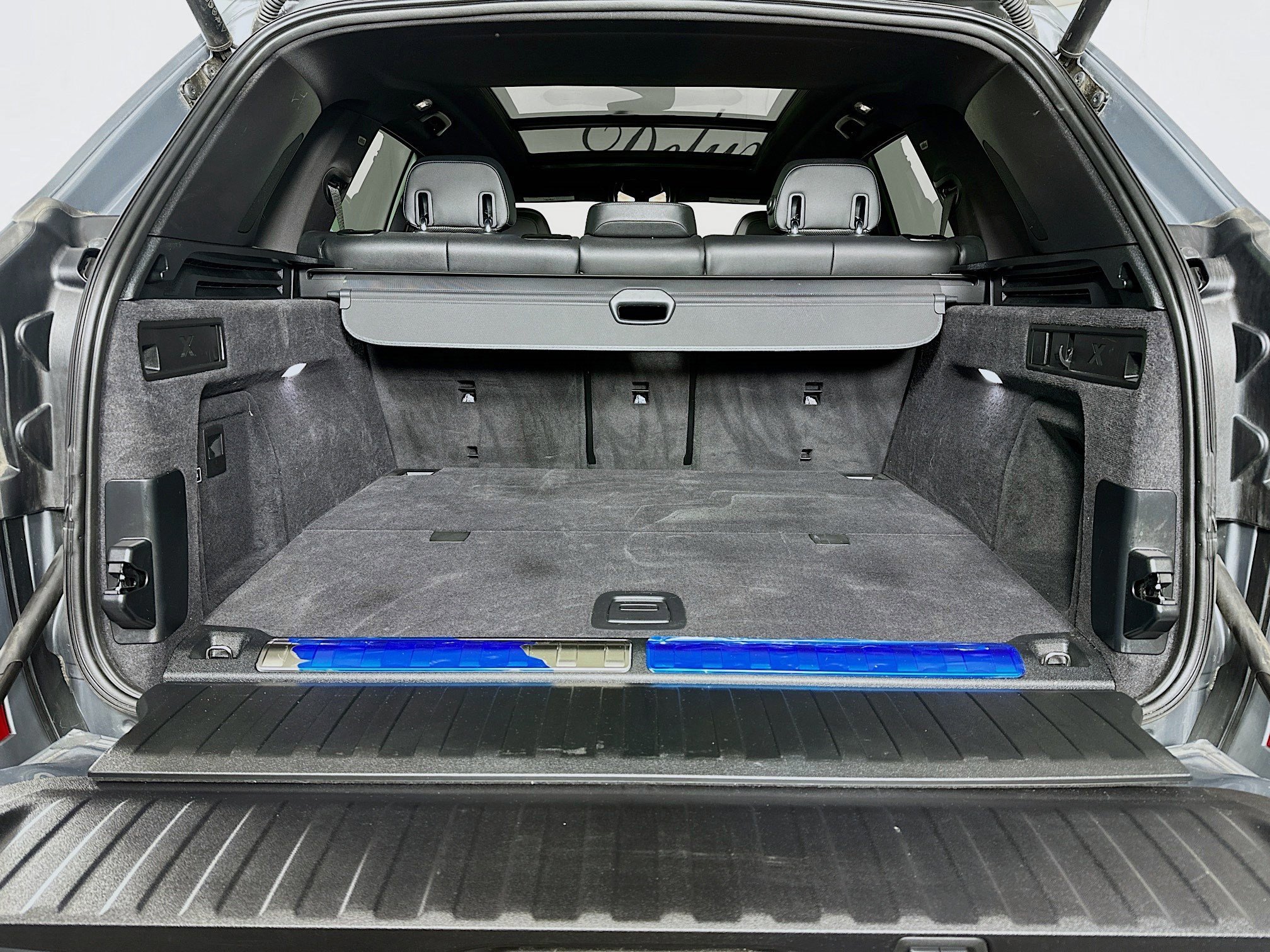 Used 2024 BMW X5 xDrive50e w/ M Sport Package image 25