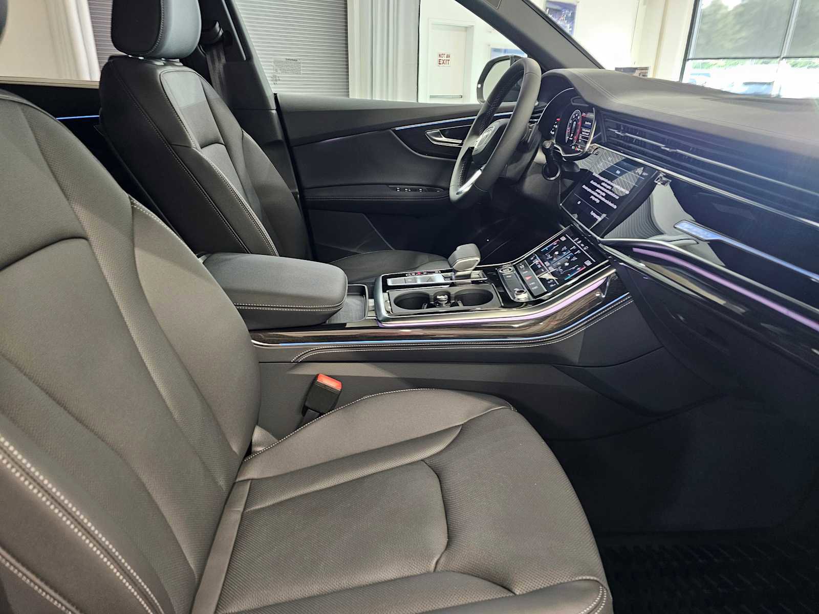 New 2025 Audi Q8 Premium Plus AWD/4WD image 12