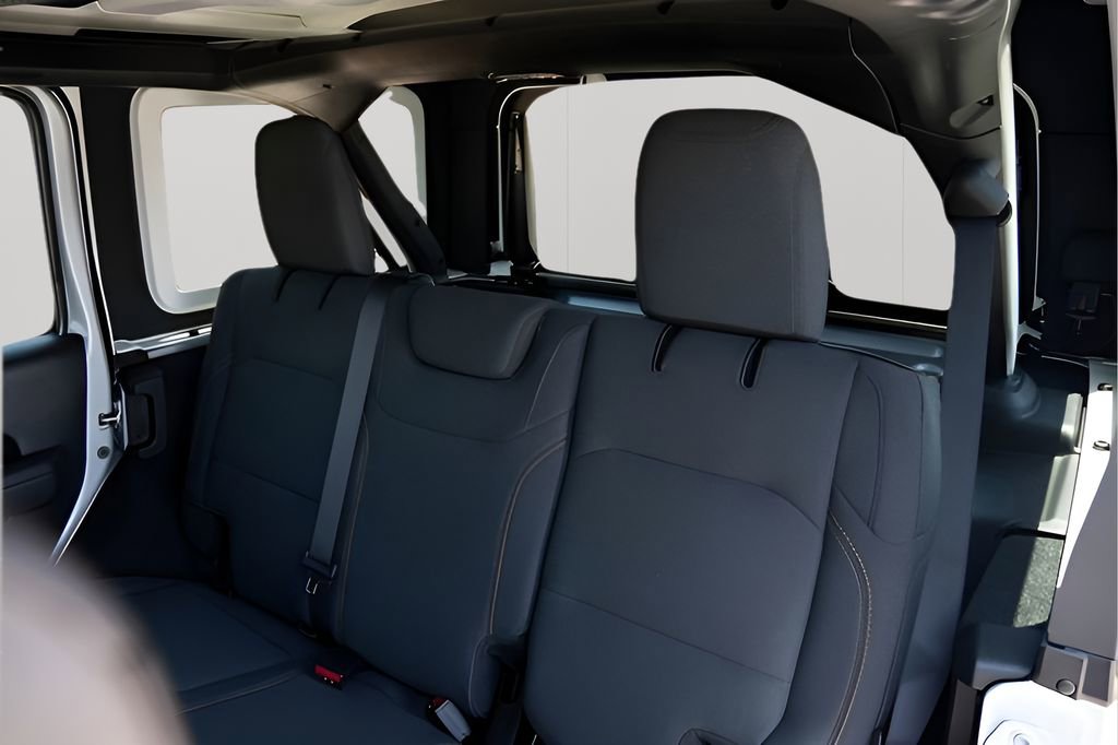 Used 2024 Jeep Wrangler Sport S image 15