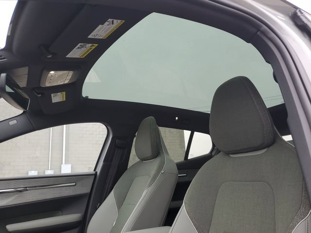 New 2026 Volvo EX30 Cross Country Ultra w/ Protection Package Premier AWD/4WD image 6