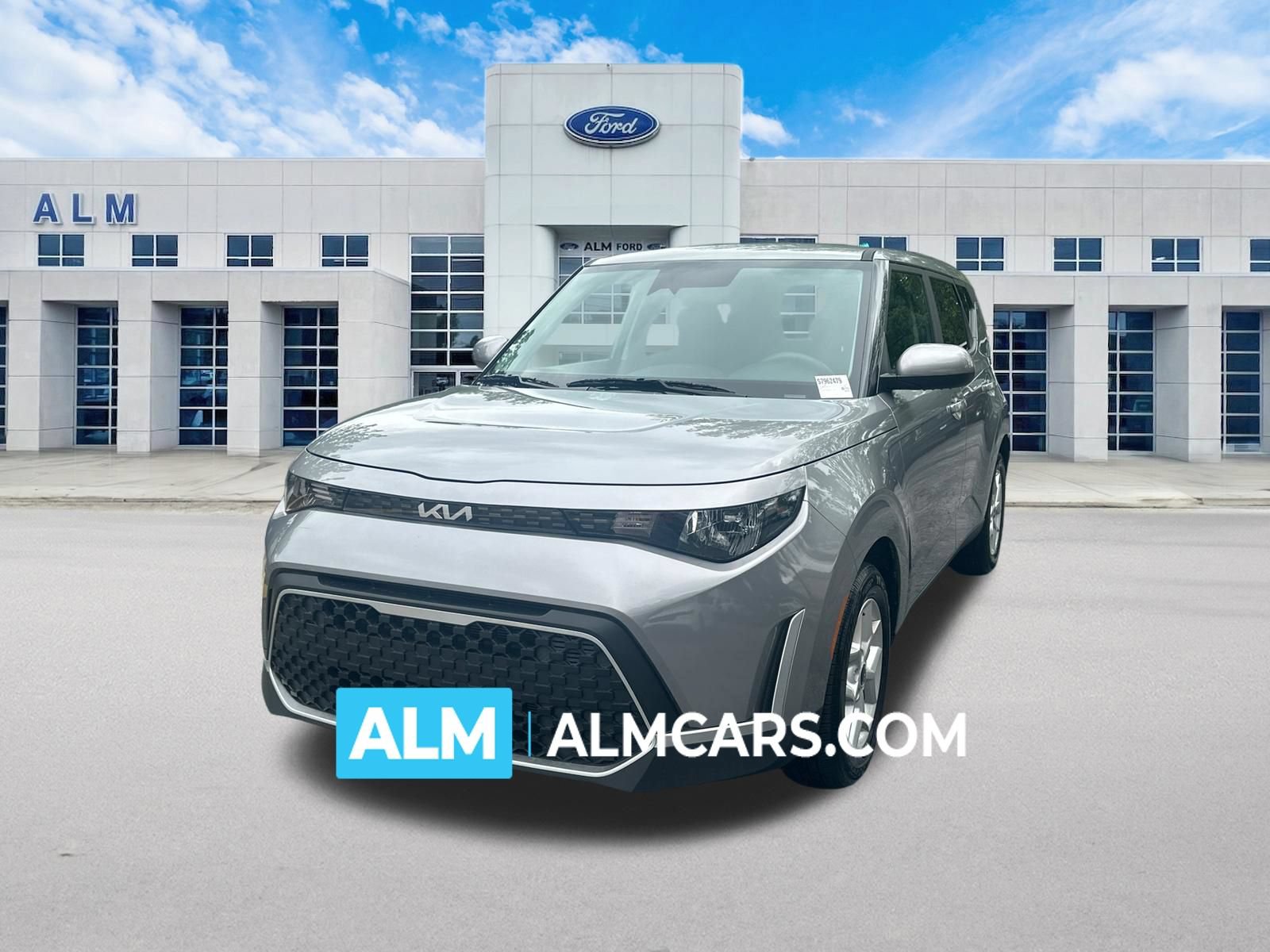 Used 2025 Kia Soul LX w/ LX Technology Package