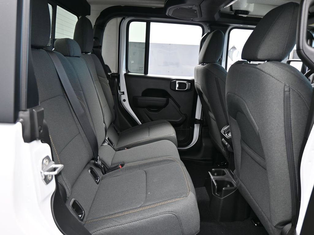 New 2026 Jeep Gladiator Willys image 40