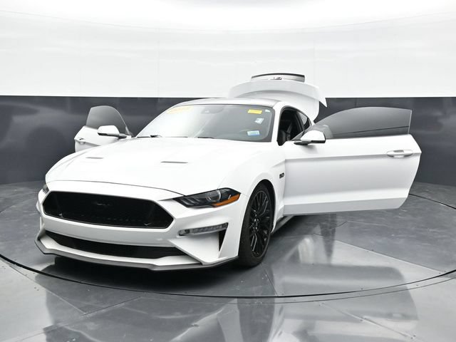 Used 2018 Ford Mustang GT Premium w/ Equipment Group 401A RWD image 34