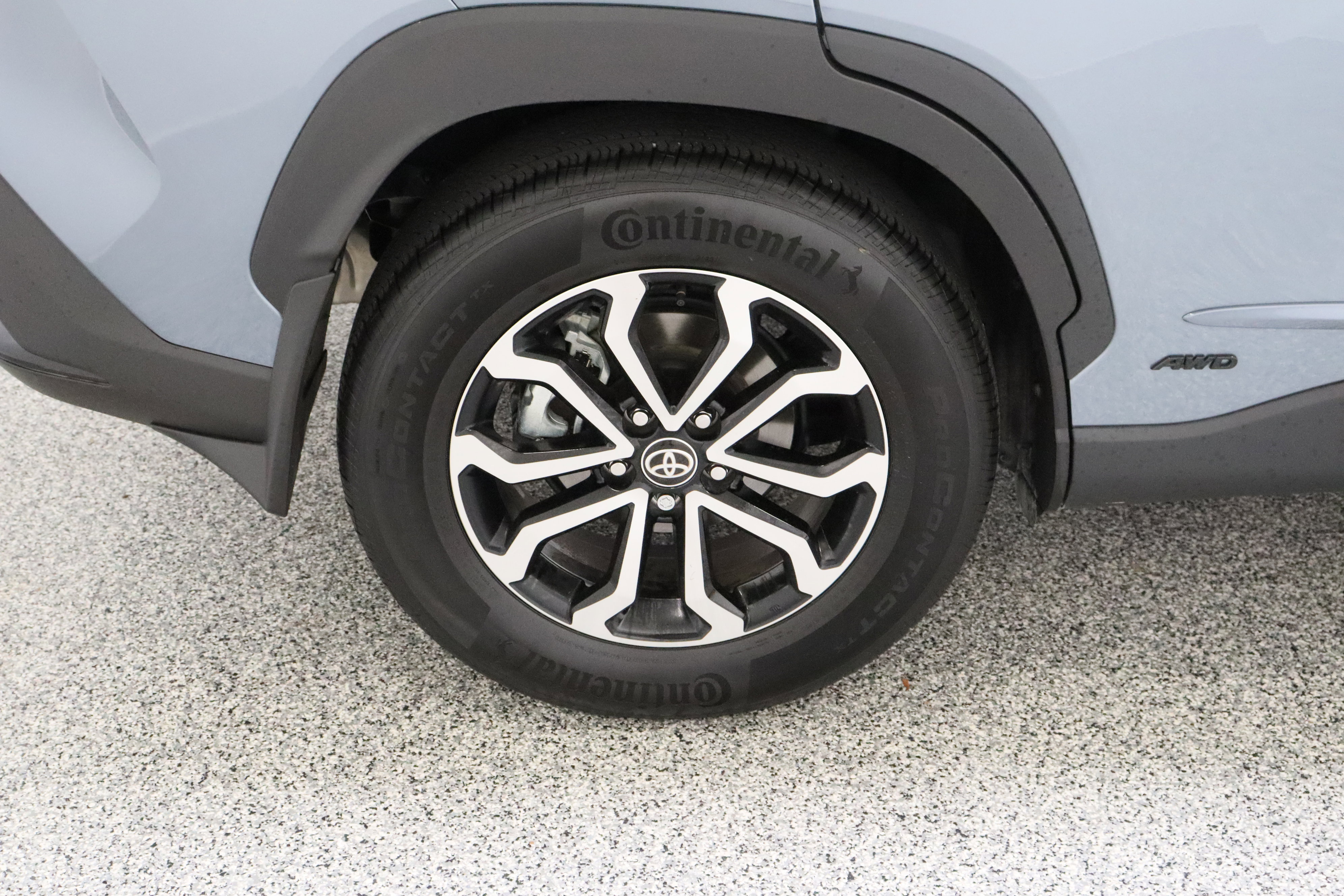 Used 2023 Toyota Corolla Cross AWD Hybrid image 6