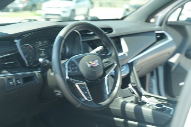 Used 2020 Cadillac XT5 Premium Luxury AWD/4WD image 27