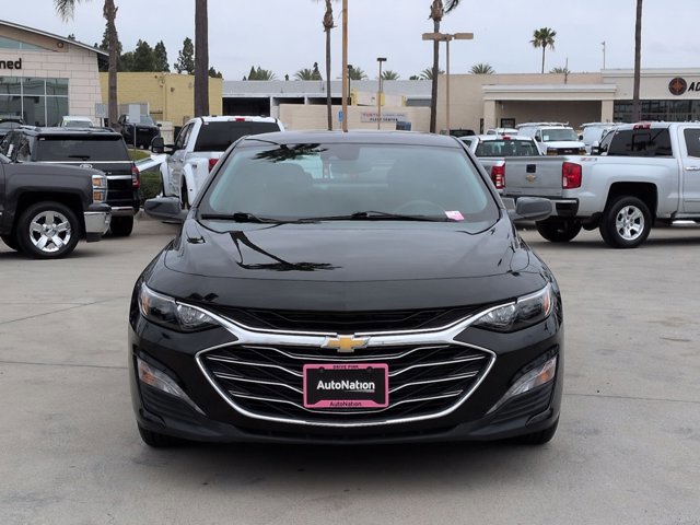 Used 2023 Chevrolet Malibu LT image 2