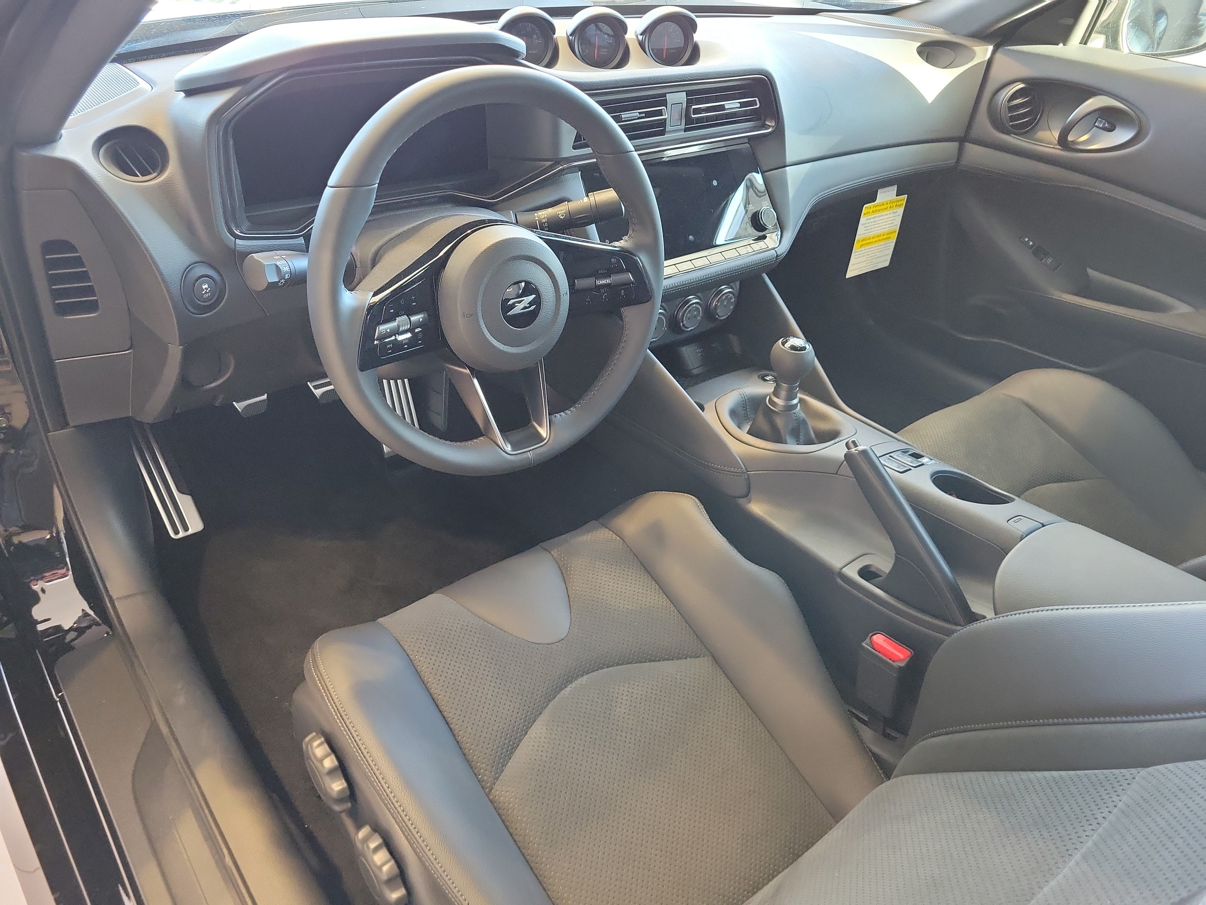 New 2026 Nissan Z Performance w/ Floor Mat Package RWD image 7