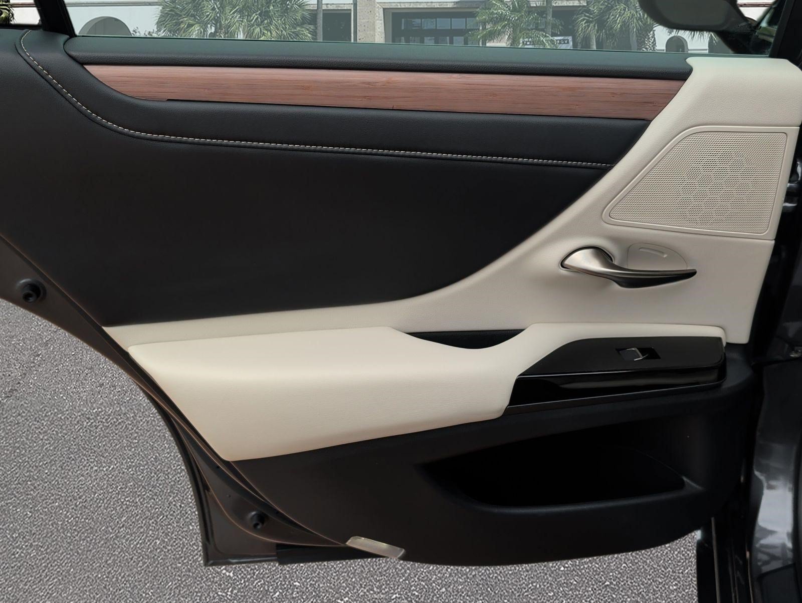 Used 2024 Lexus ES 350 w/ Technology Package FWD image 24
