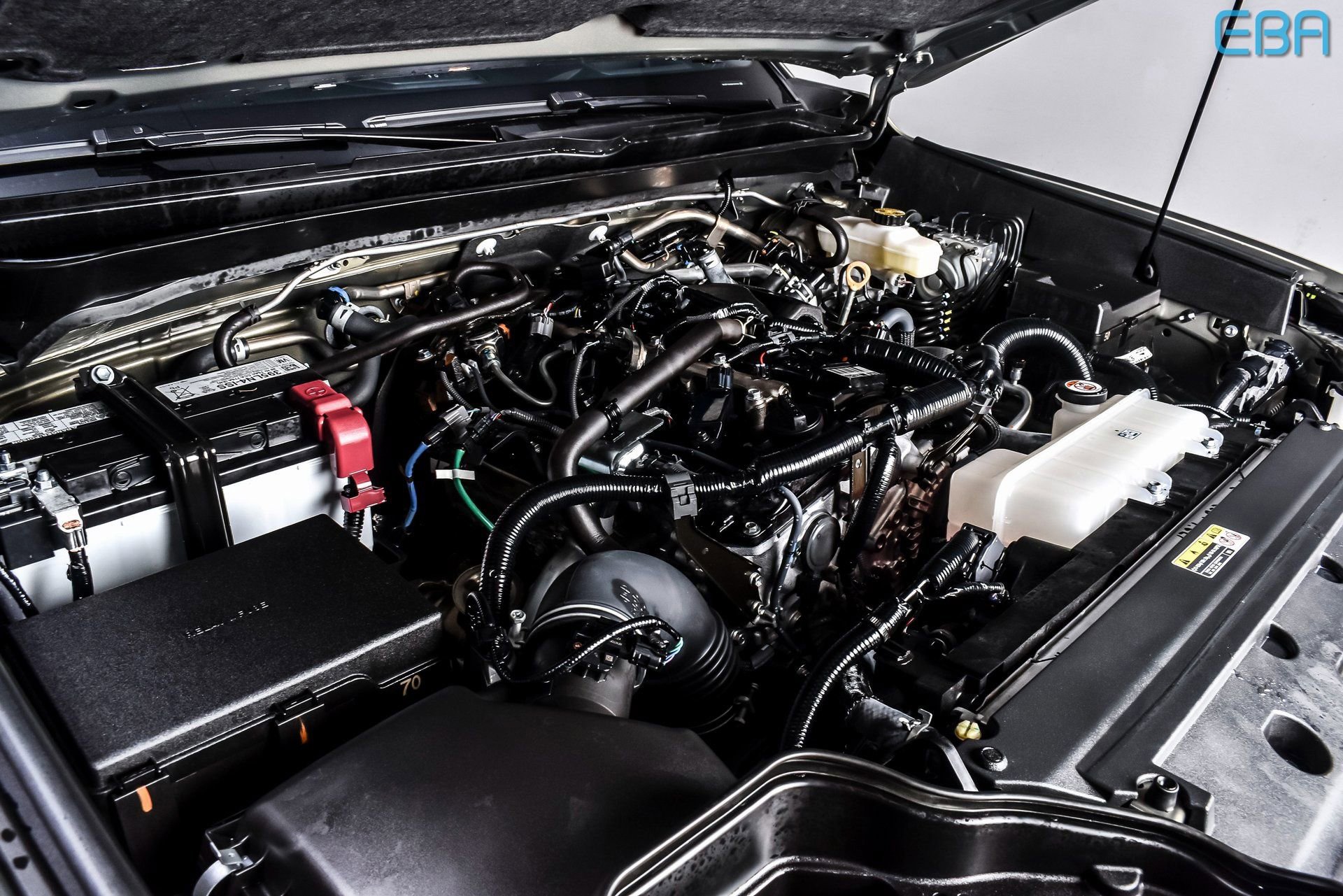 Used 2025 Toyota Tacoma Limited w/ Tow Tech Package image 10