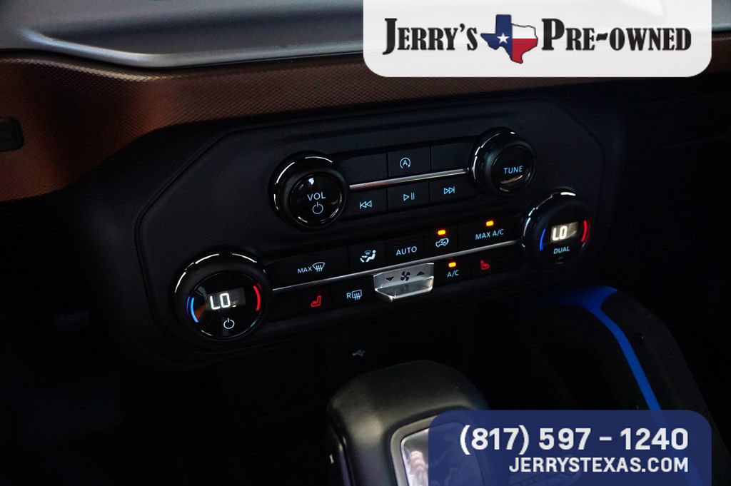 Used 2023 Ford Bronco Outer Banks AWD/4WD image 13