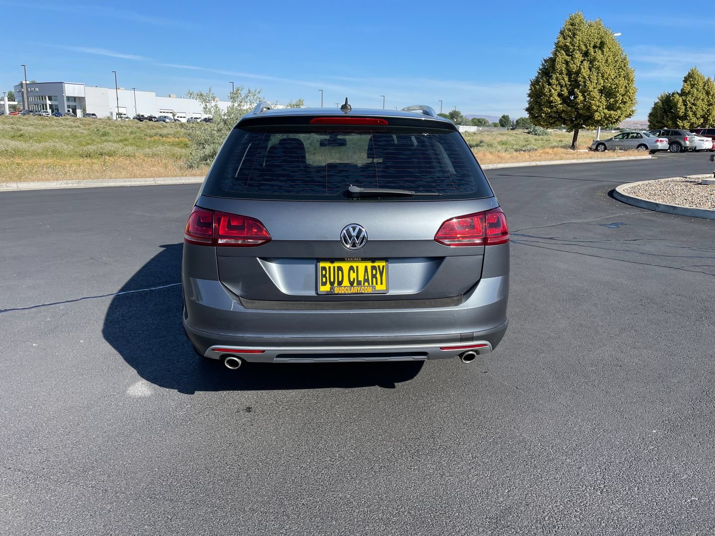 Used 2017 Volkswagen Golf Alltrack SEL AWD/4WD image 4