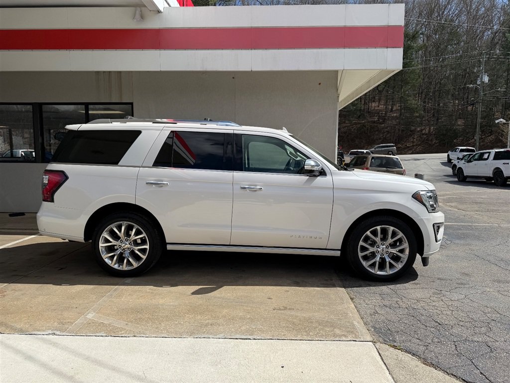 Used 2019 Ford Expedition Platinum AWD/4WD image 2