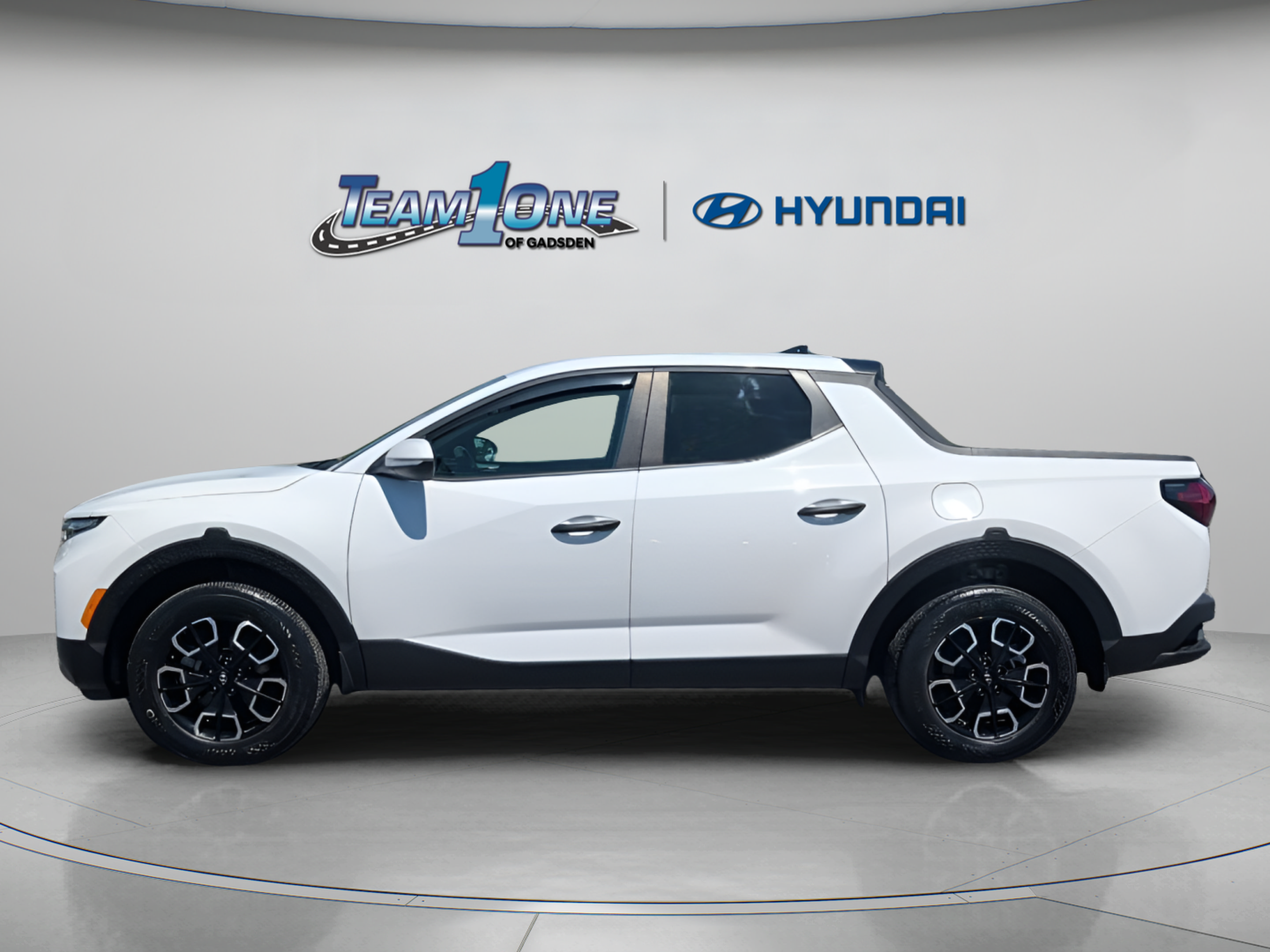 Used 2023 Hyundai Santa Cruz SEL AWD/4WD image 5