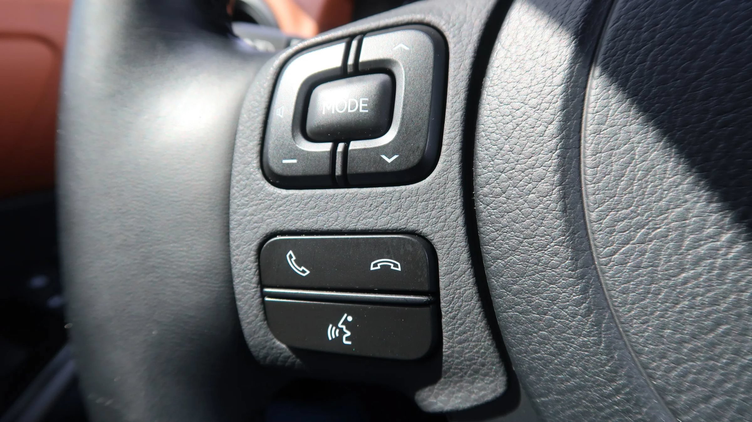 Used 2025 Lexus IS 300 F Sport AWD/4WD image 36