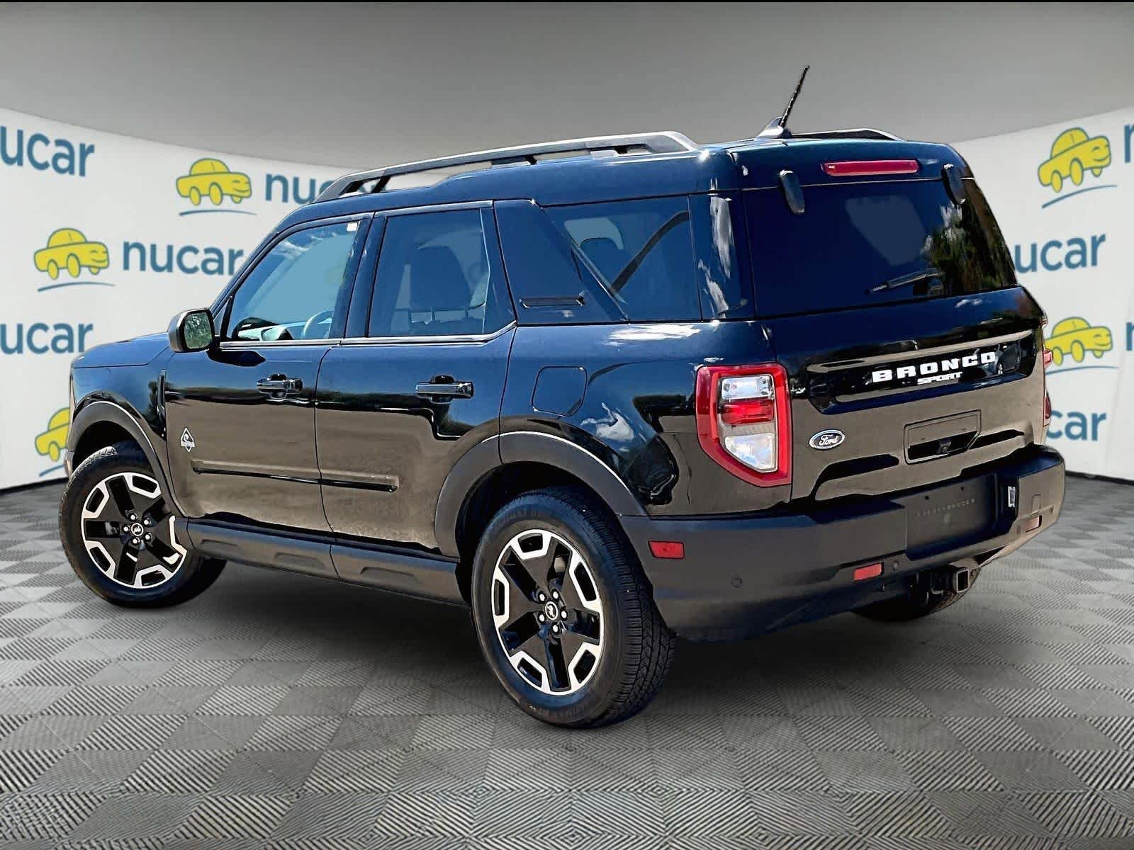 Used 2022 Ford Bronco Sport Outer Banks w/ Tech Package AWD/4WD image 4