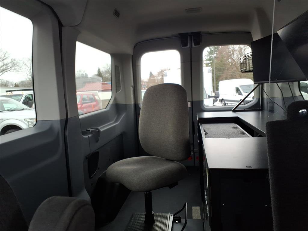 Used 2019 Ford Transit 150 XLT image 32