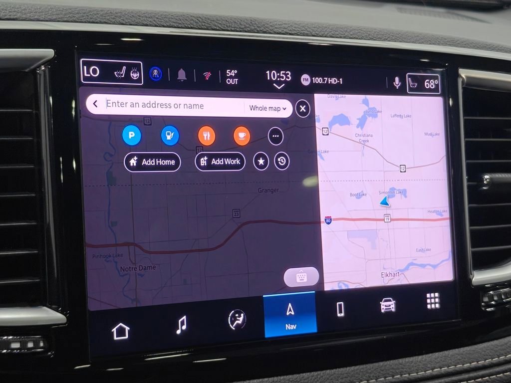 Used 2025 Chrysler Pacifica Limited image 43