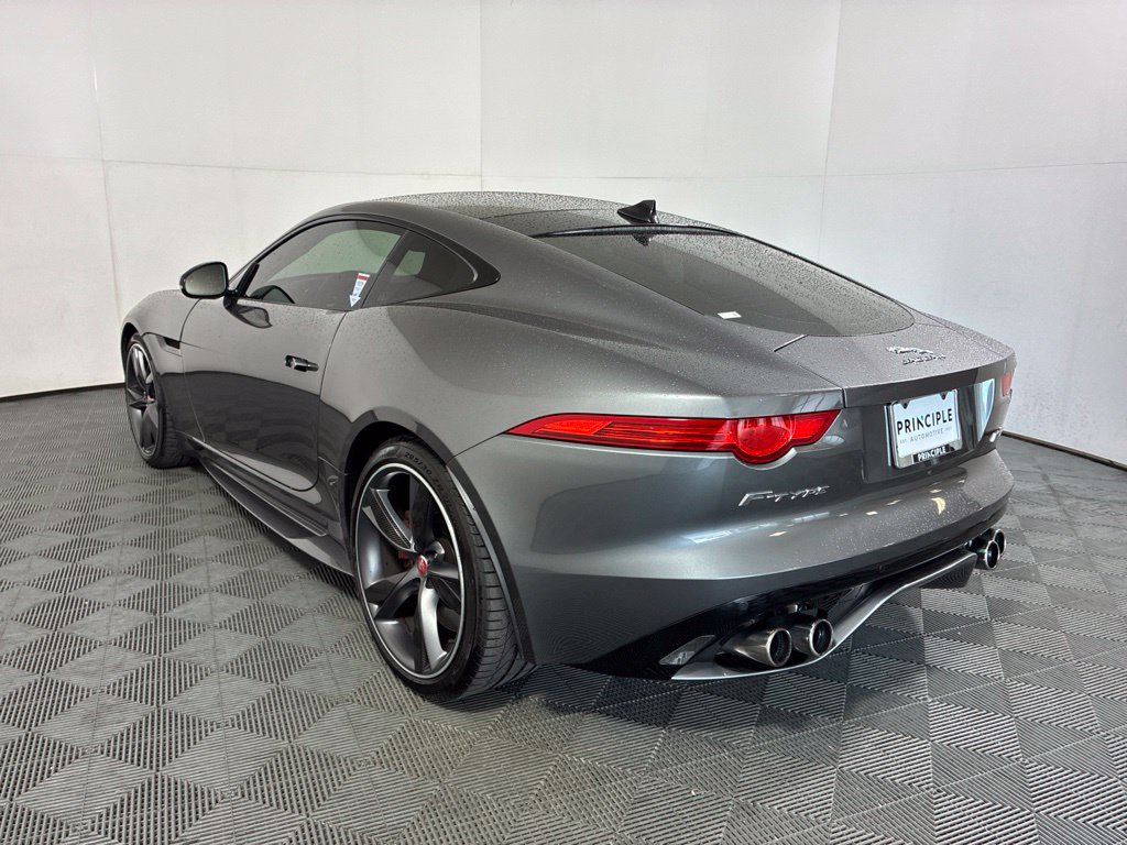 Used 2017 Jaguar F-TYPE R AWD/4WD image 7