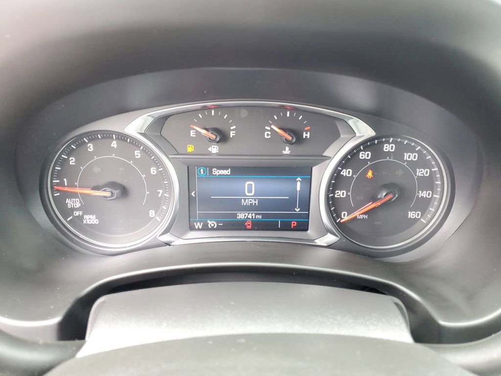 Used 2023 GMC Terrain SLE w/ Driver Convenience Package FWD image 11