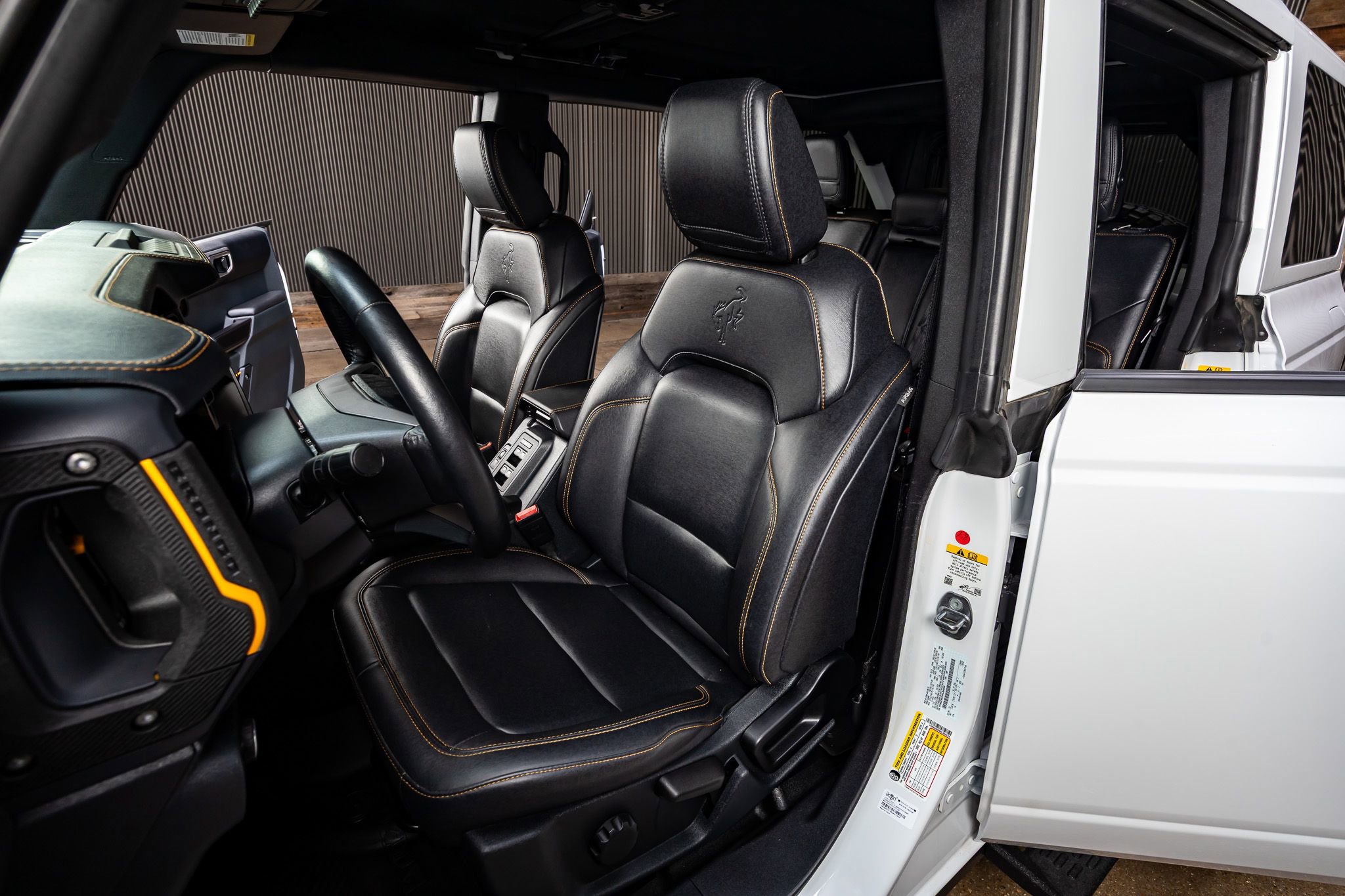 Used 2024 Ford Bronco Badlands image 31