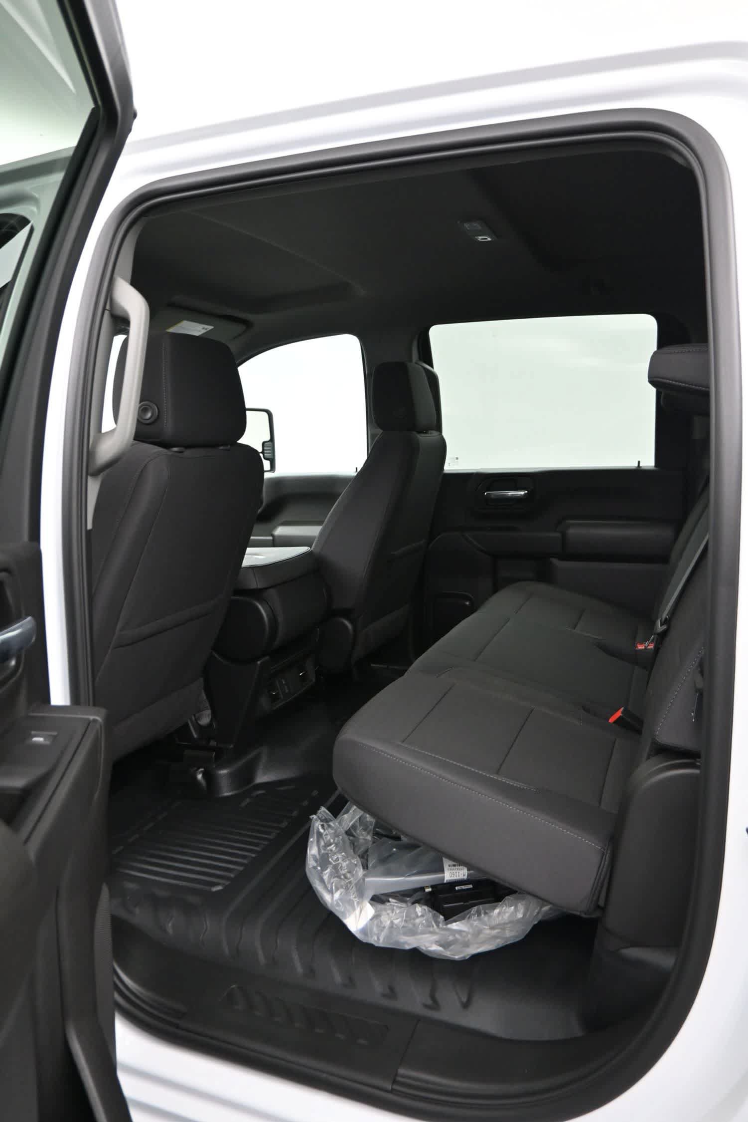 Used 2026 GMC Sierra 2500 Pro w/ Convenience Package AWD/4WD image 12