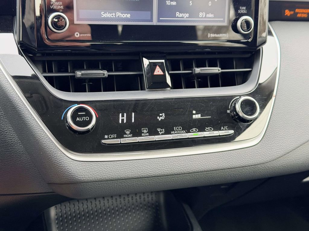 Certified 2022 Toyota Corolla LE w/ Carpet Mat Package (TMS) image 5