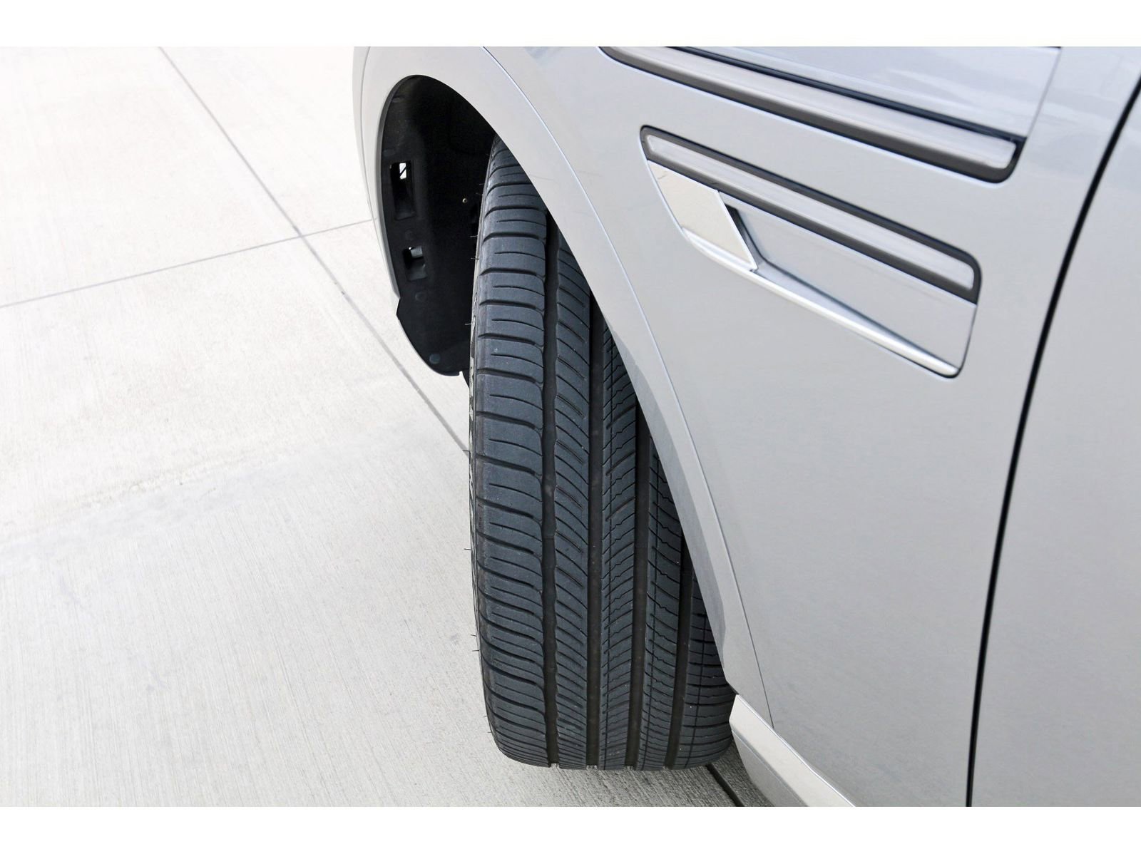 Used 2025 Genesis GV80 3.5T Prestige AWD/4WD image 32