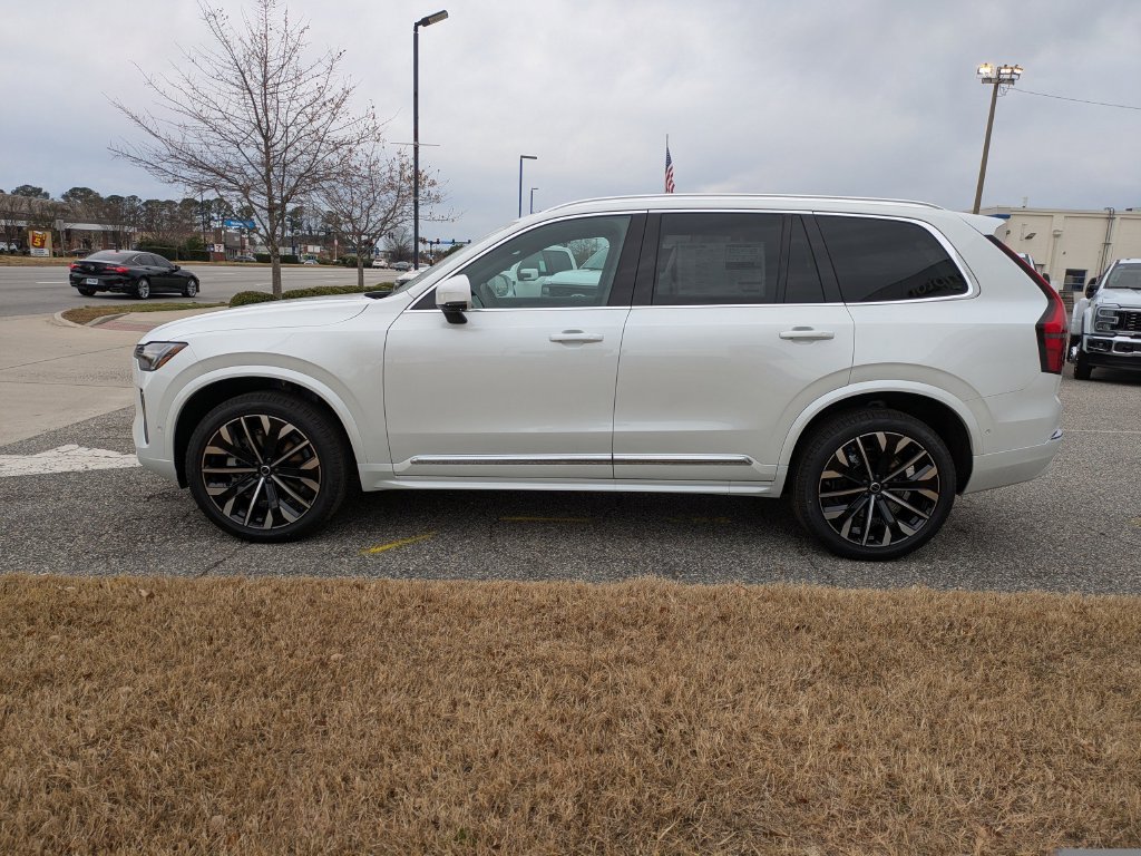 New 2026 Volvo XC90 B6 Plus w/ Protection Package Premier AWD/4WD image 7