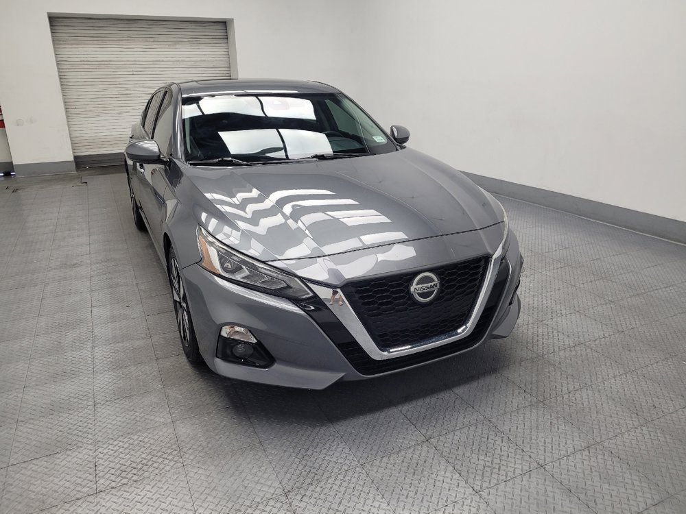 Used 2019 Nissan Altima 2.5 SV FWD image 14