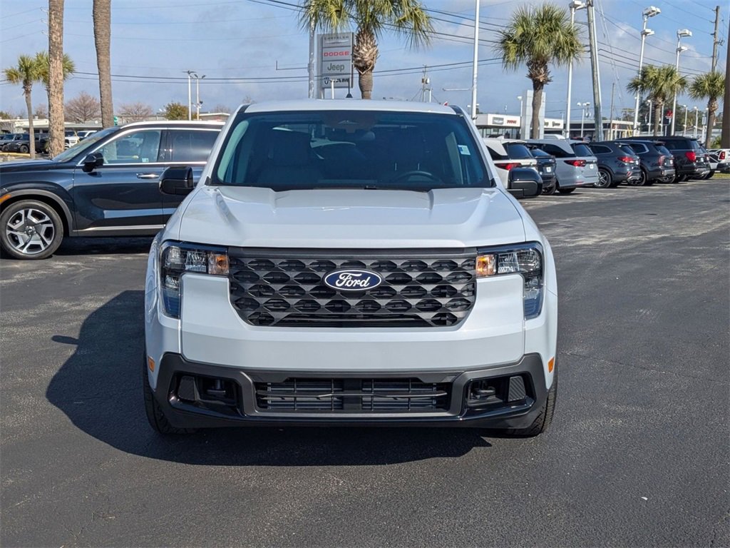 Used 2025 Ford Maverick XLT w/ XLT Luxury Package image 2