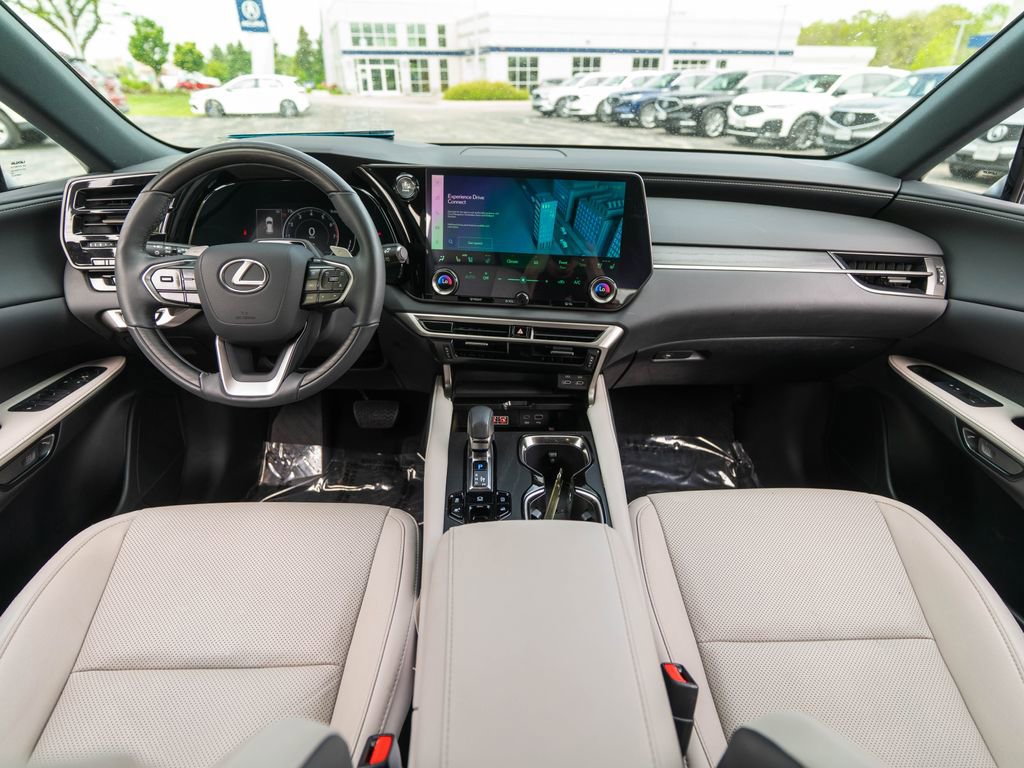 Used 2023 Lexus RX 350 Premium w/ Accessory Package AWD/4WD image 18