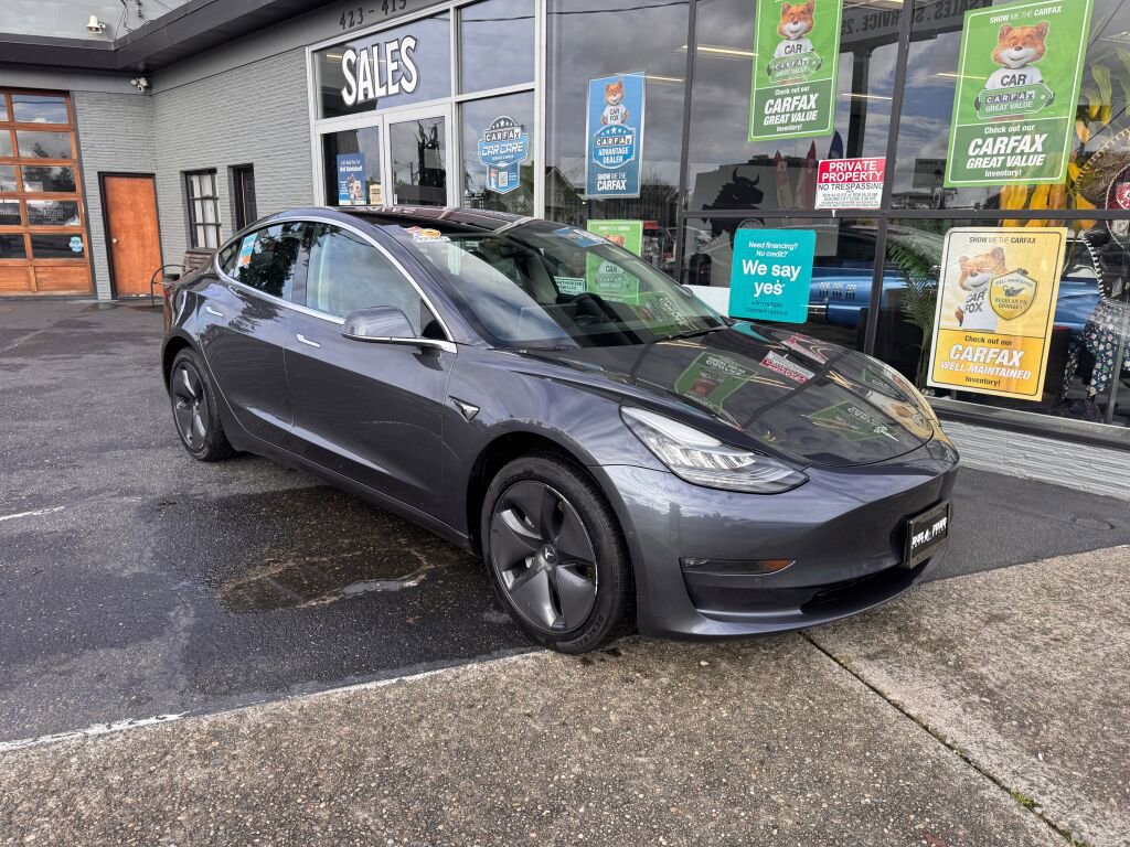 Used 2018 Tesla Model 3 Long Range RWD image 3