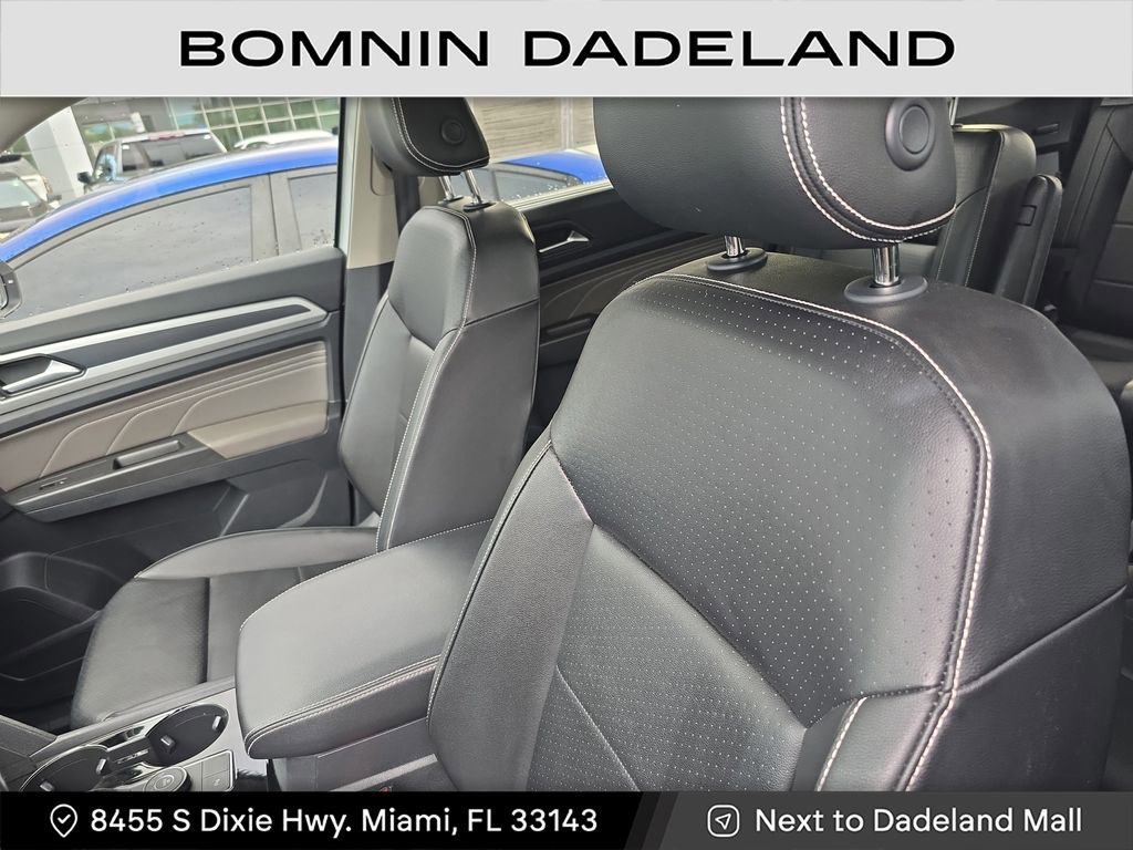 Used 2022 Volkswagen Atlas SEL R-Line image 20