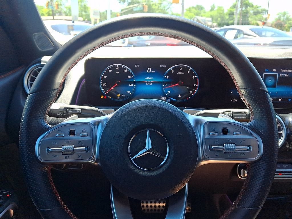 Used 2022 Mercedes-Benz GLB 250 image 21
