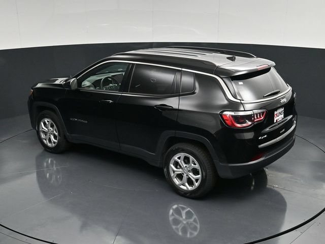 Certified 2024 Jeep Compass Latitude AWD/4WD image 51