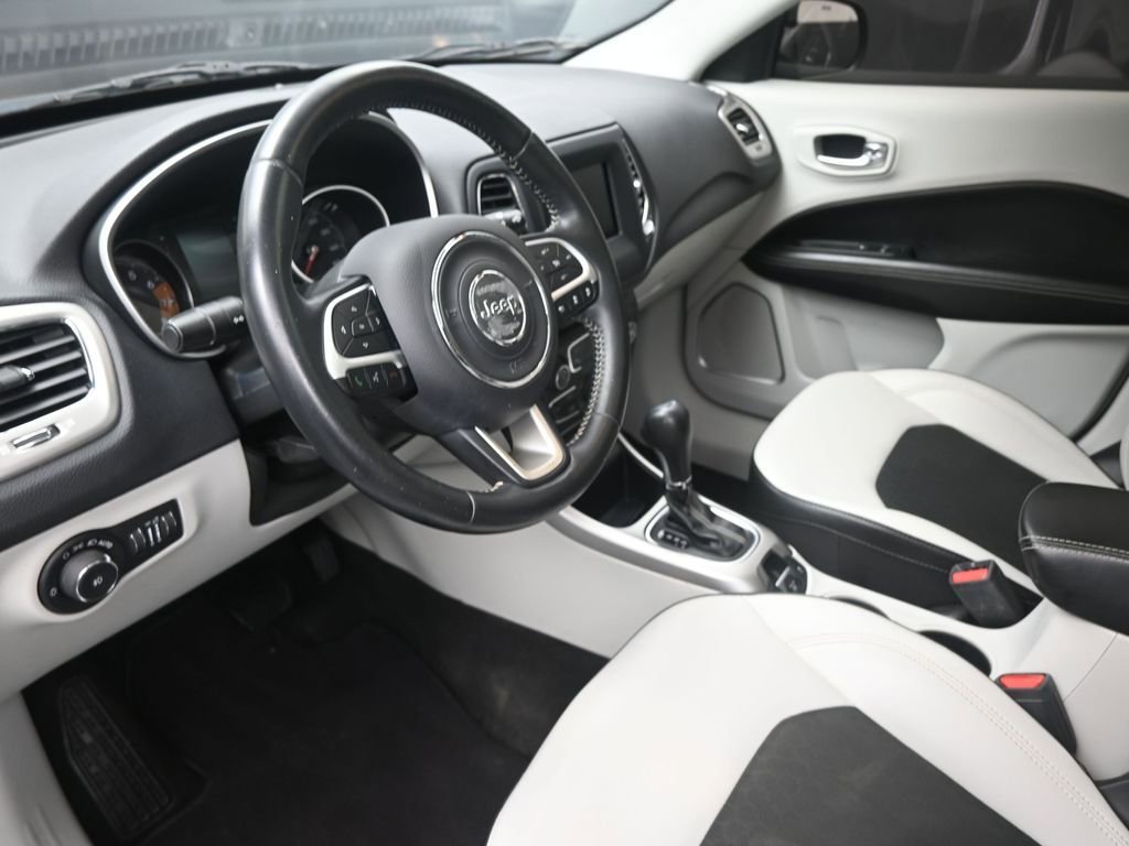 Used 2020 Jeep Compass Latitude image 18