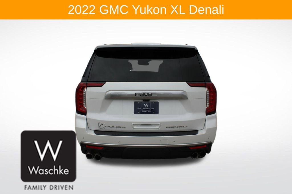 Used 2022 GMC Yukon XL Denali w/ Denali Premium Package AWD/4WD image 7