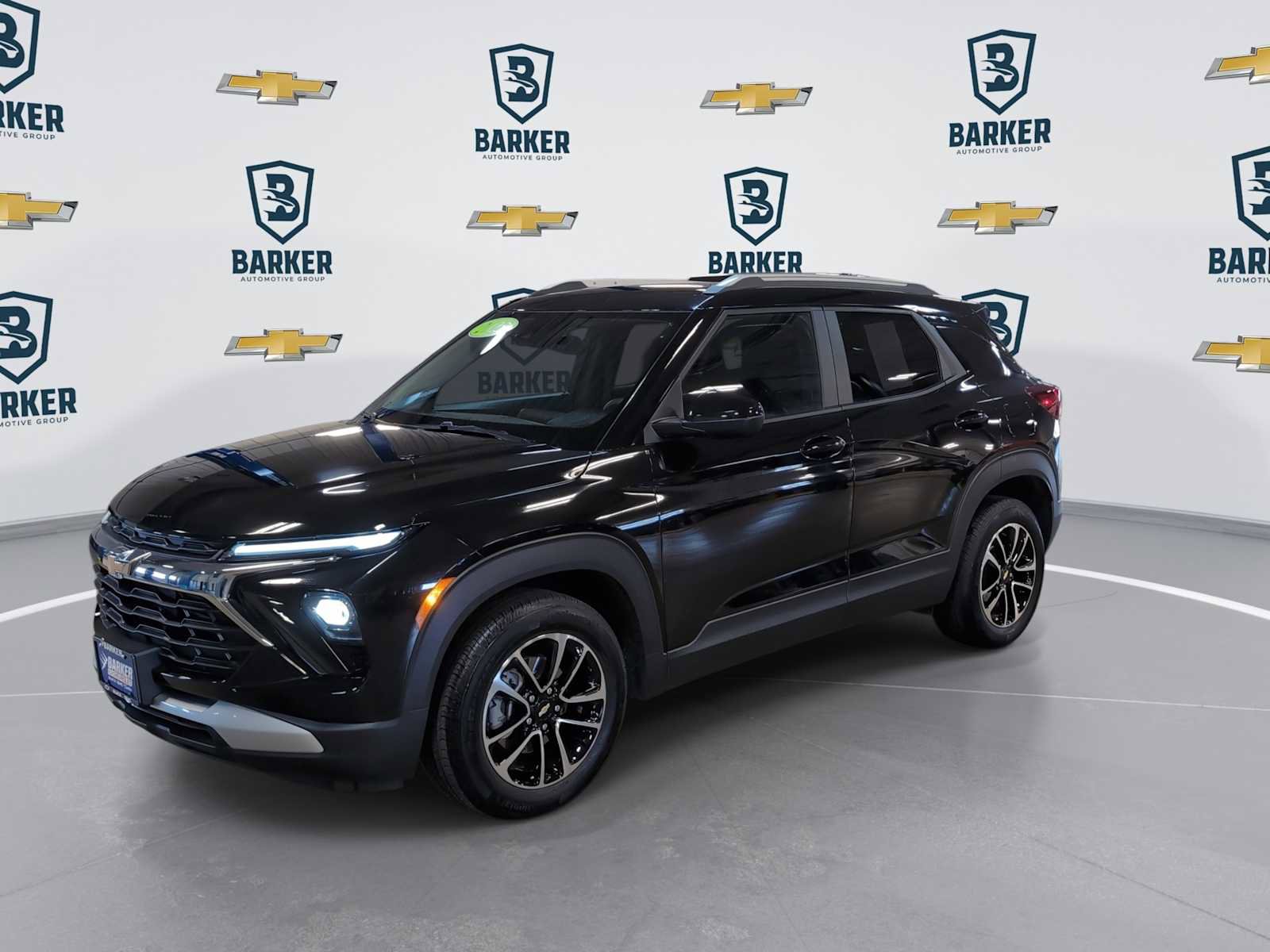 Used 2025 Chevrolet TrailBlazer LT FWD image 4