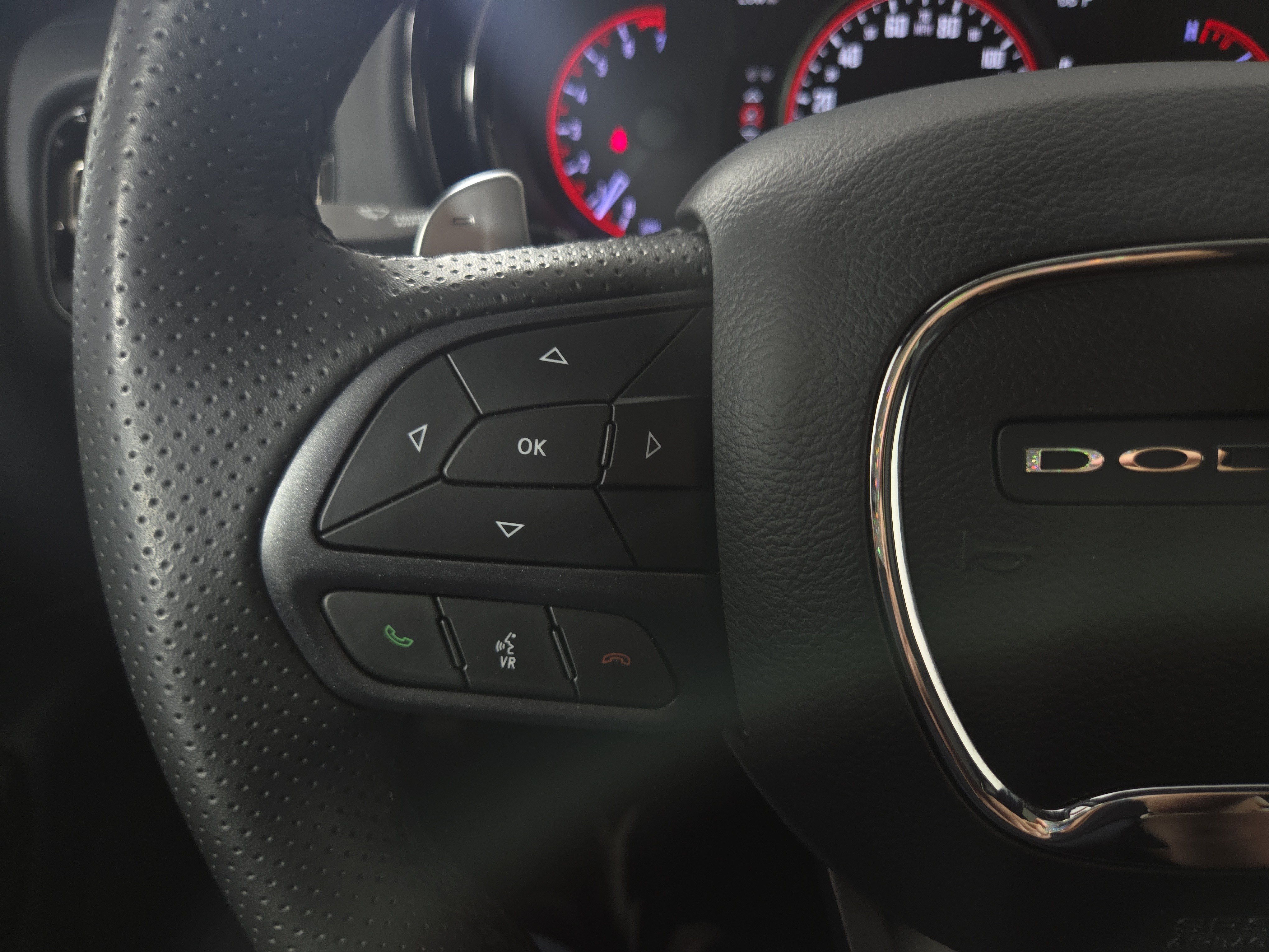 Used 2025 Dodge Durango GT AWD/4WD image 16