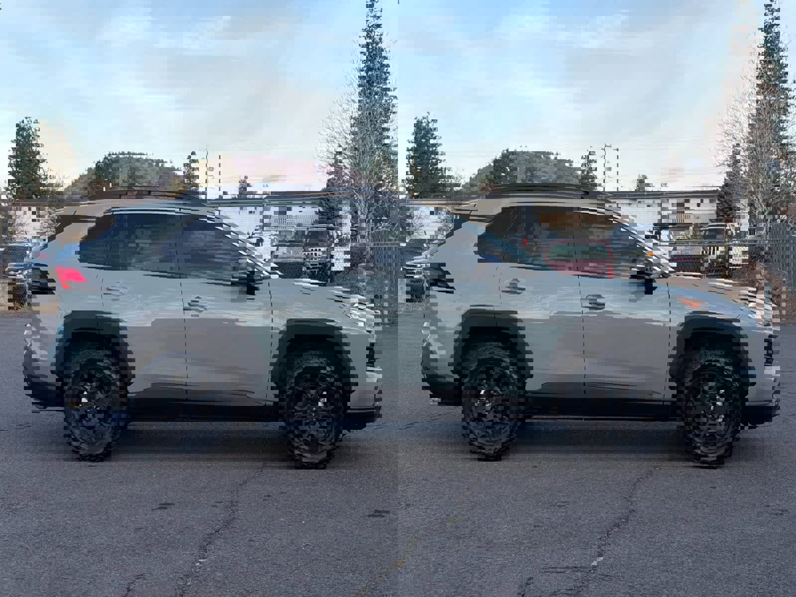 Used 2020 Toyota RAV4 TRD Off-Road image 8