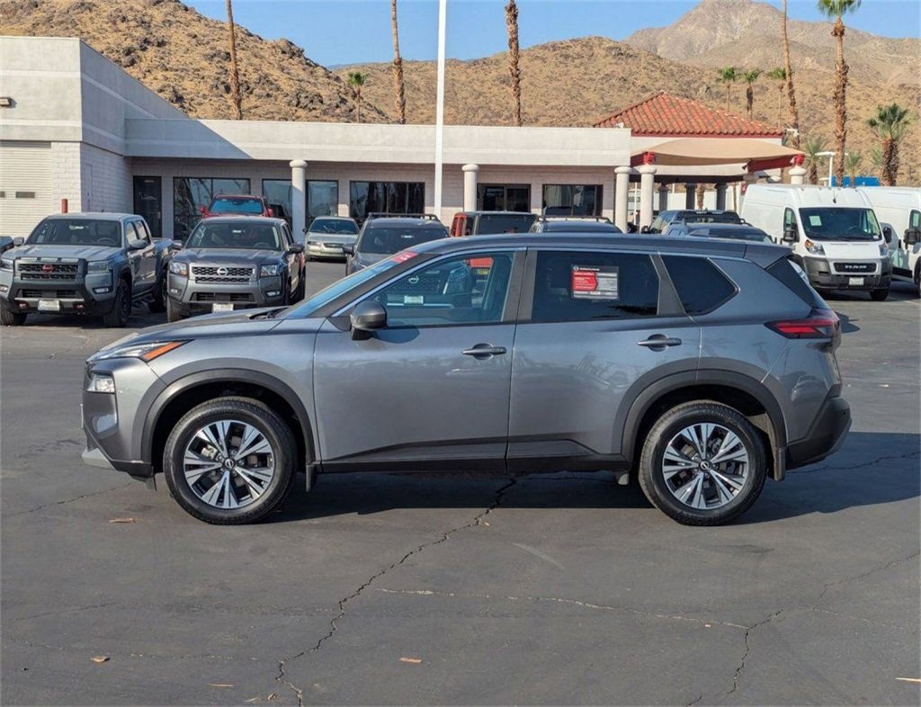 Certified 2023 Nissan Rogue SV image 3