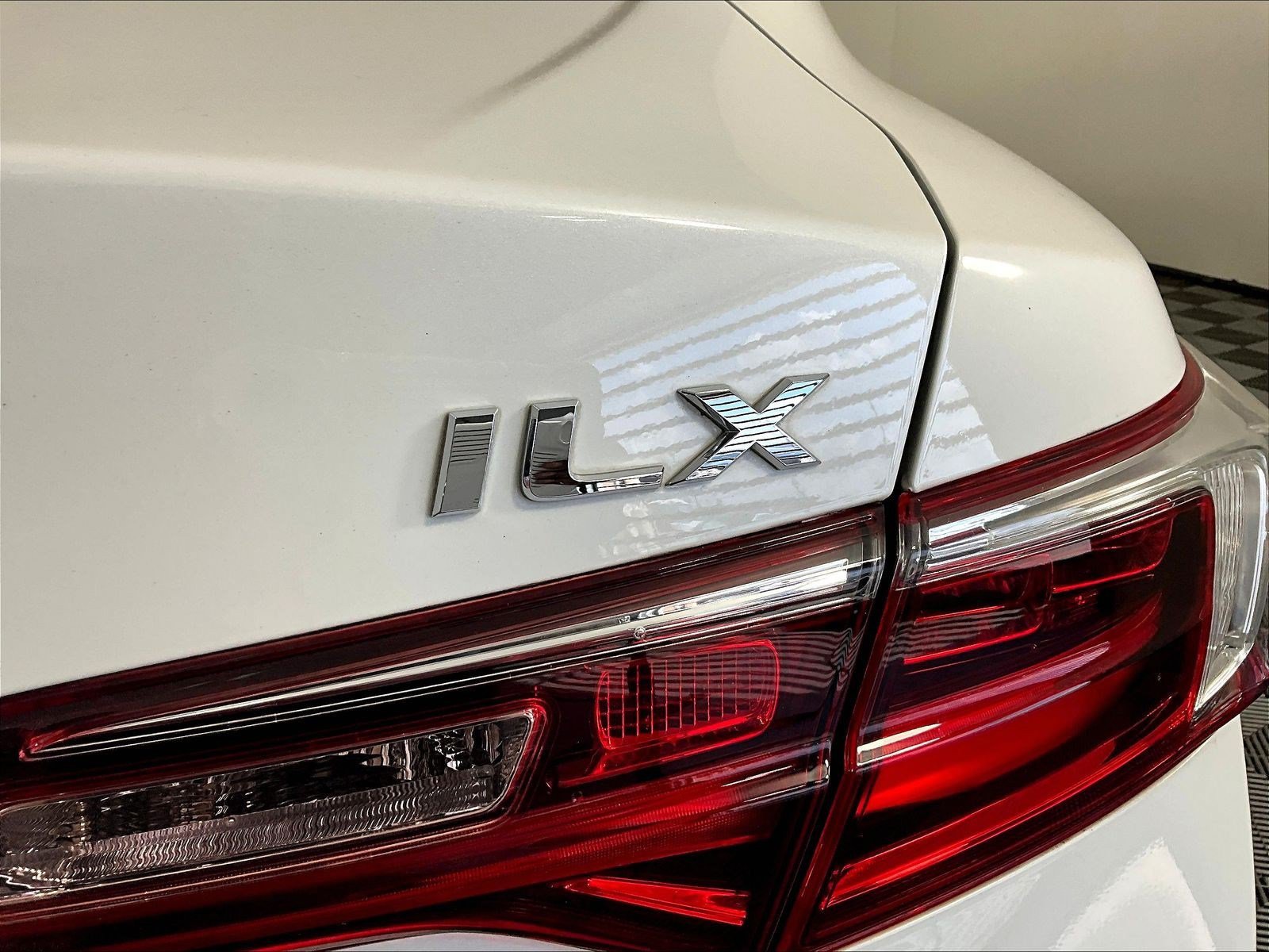 Used 2017 Acura ILX FWD image 24