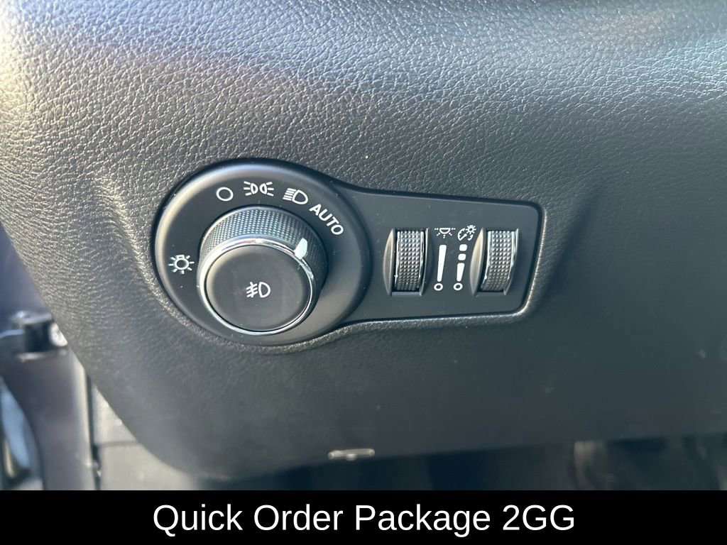 Certified 2022 Jeep Compass Limited w/ Sun and Sound Group image 15