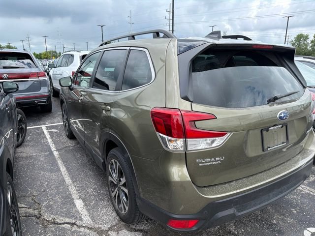 Used 2024 Subaru Forester Limited AWD/4WD image 7