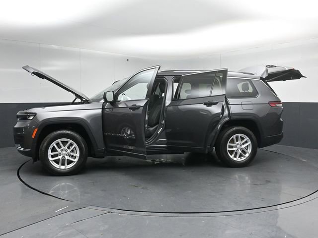 Used 2023 Jeep Grand Cherokee L Laredo w/ Luxury Tech Group I AWD/4WD image 55