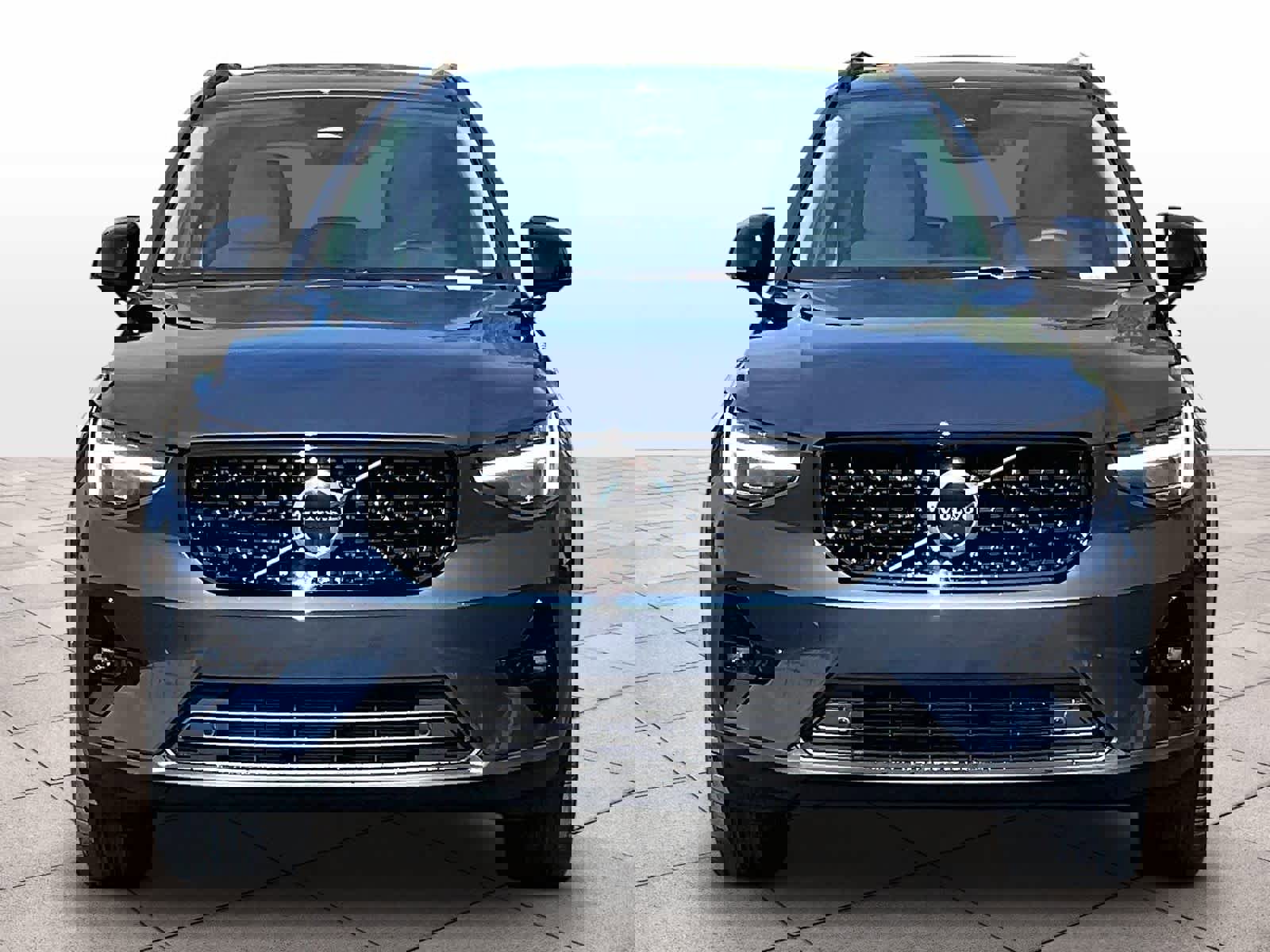 New 2026 Volvo XC40 B4 Plus w/ Protection Package Premier image 5
