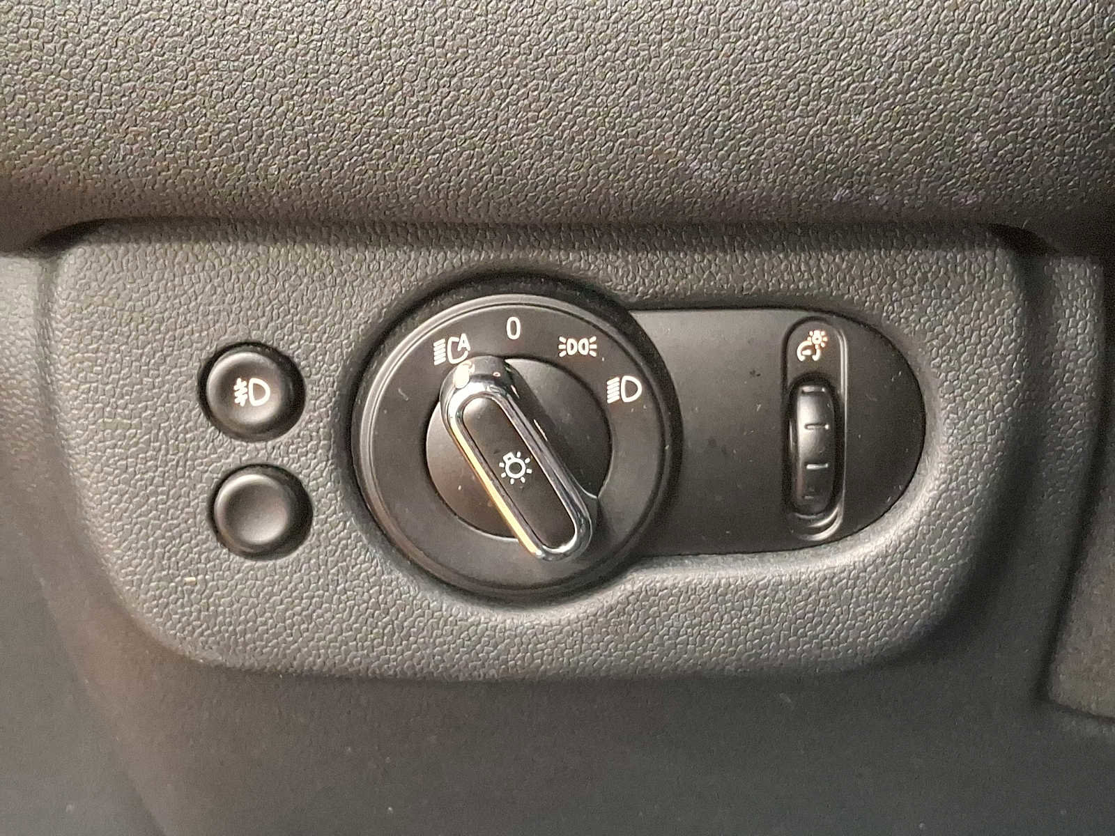 Used 2017 MINI Cooper Clubman S image 23