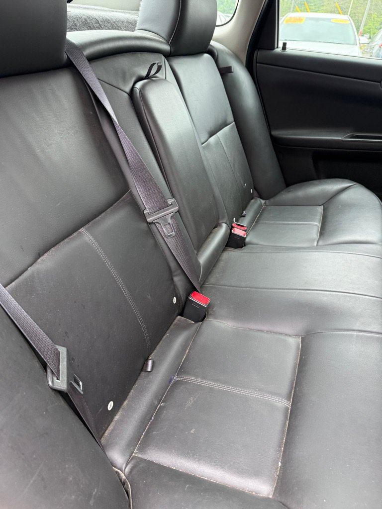 Used 2015 Chevrolet Impala LTZ FWD image 18