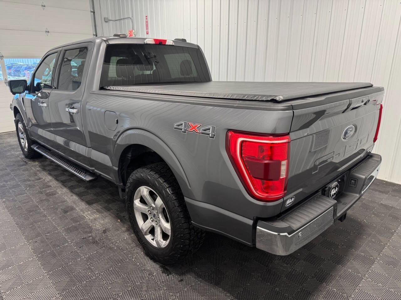 Used 2021 Ford F150 XLT w/ Equipment Group 302A High AWD/4WD image 4