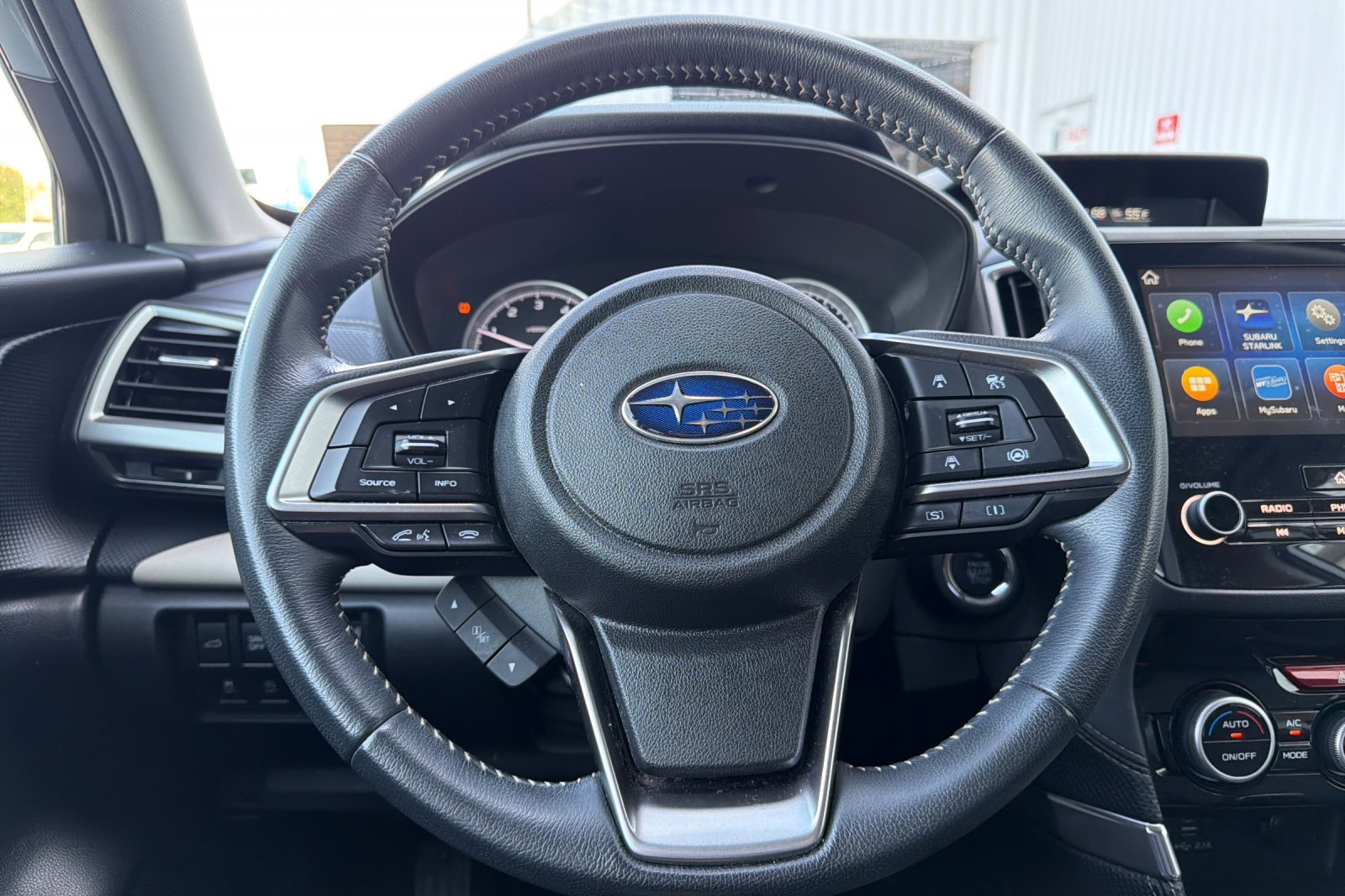 Used 2024 Subaru Forester Limited AWD/4WD image 22